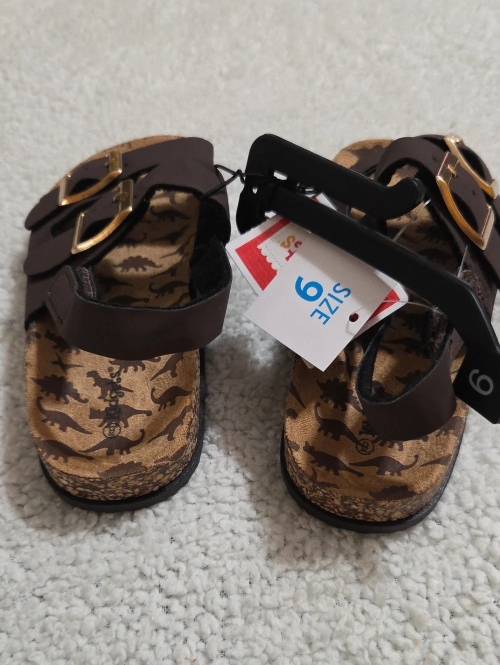 NWT KIDGETS DINASAUR PRINT SANDALS